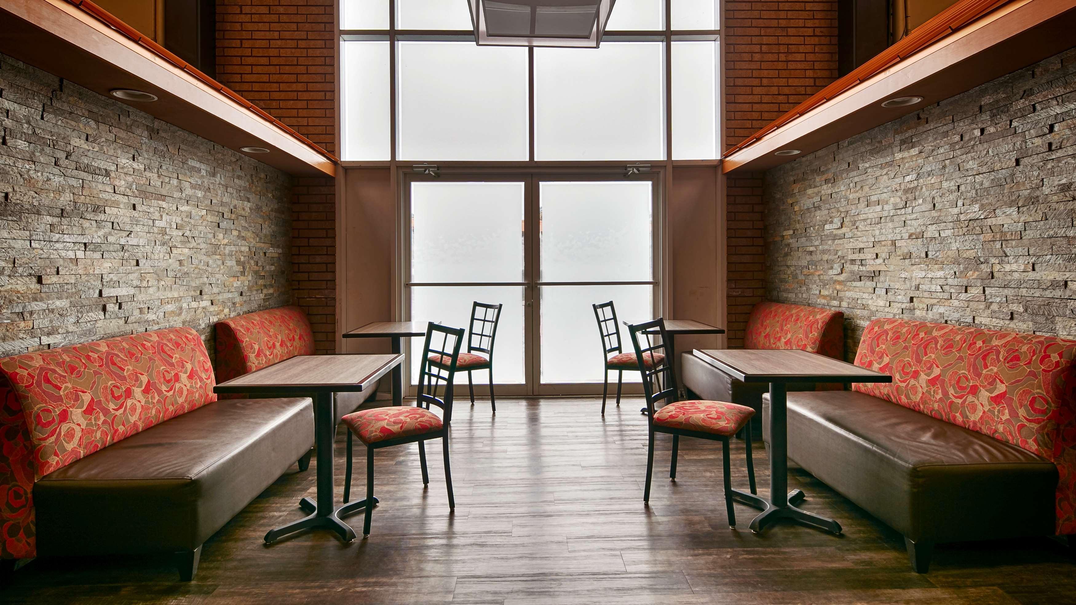 Best Western Of Alexandria Inn & Suites & Conference Center Exterior photo