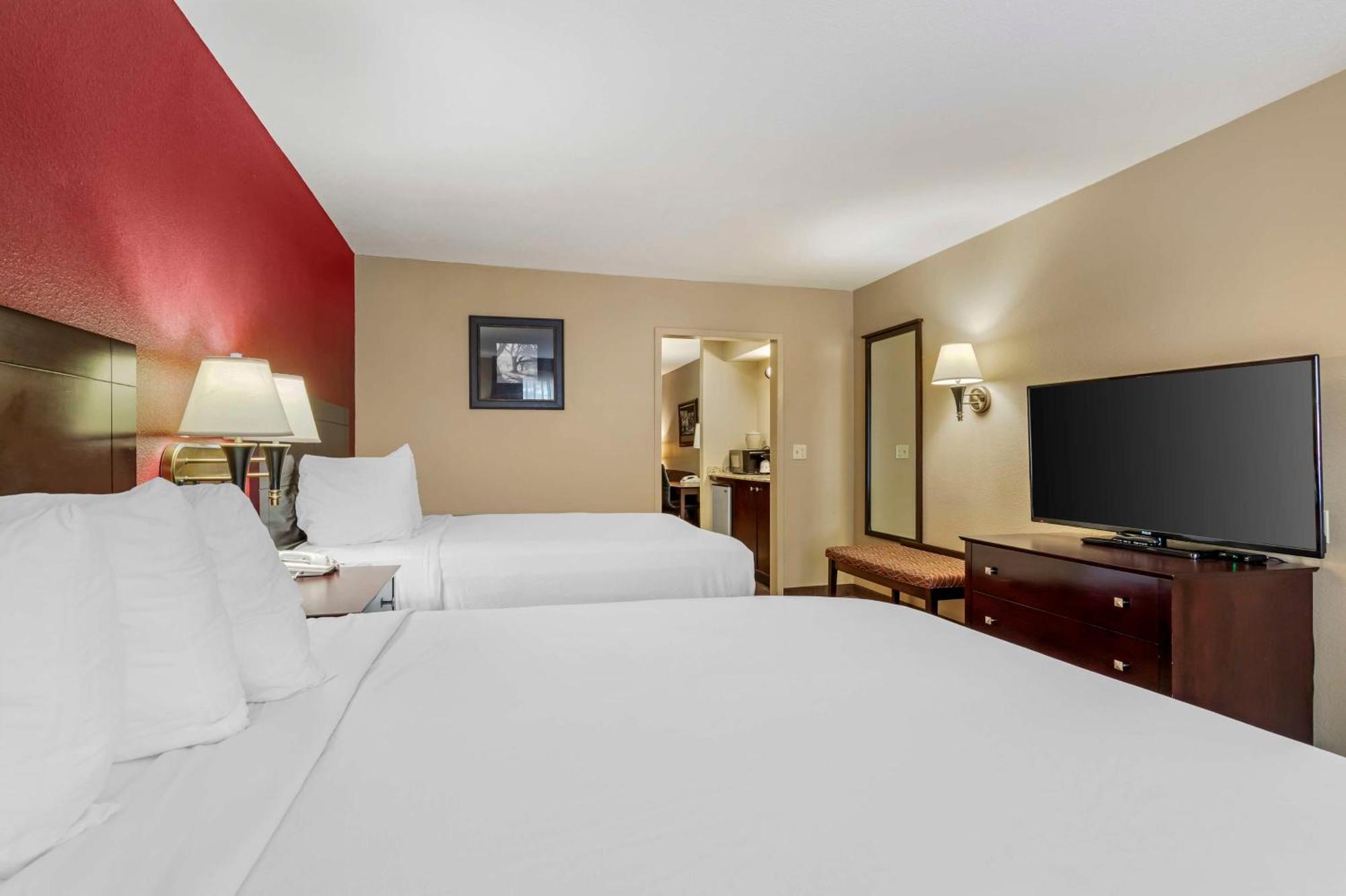 Best Western Of Alexandria Inn & Suites & Conference Center Exterior photo
