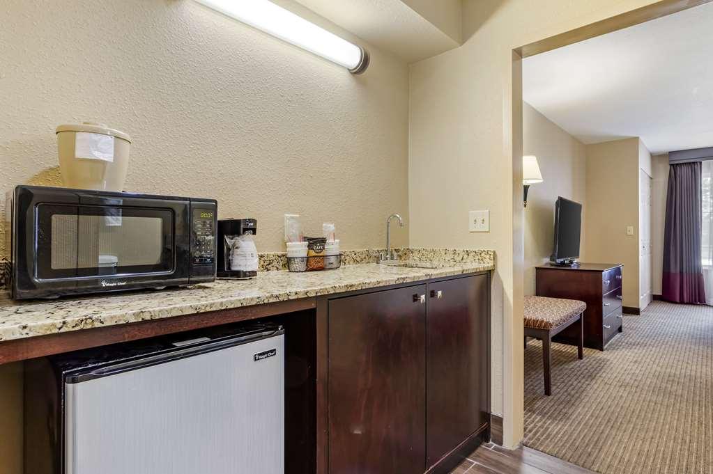 Best Western Of Alexandria Inn & Suites & Conference Center Room photo